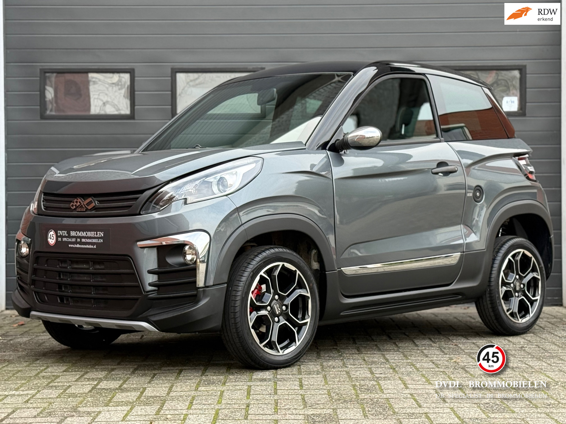 47148457-24.jpg