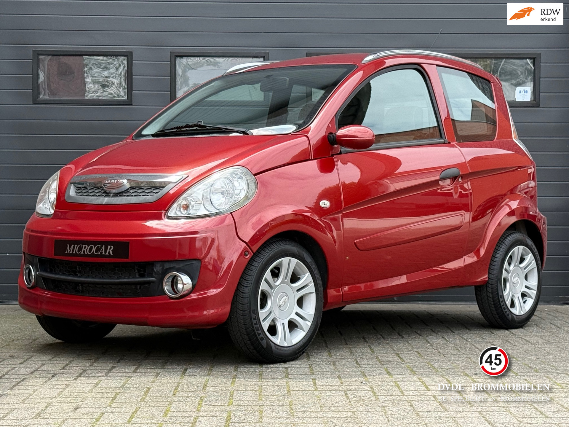 54354302